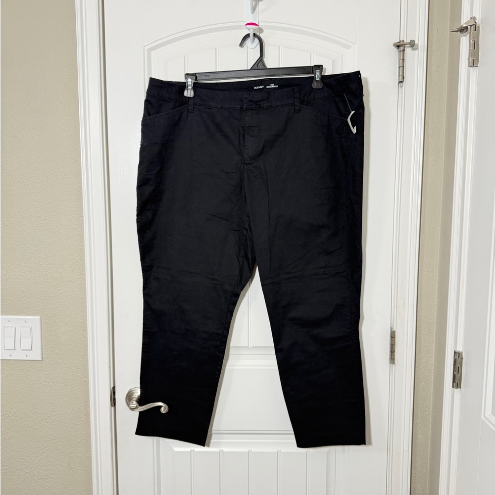 Old Navy Black 22 Chinos